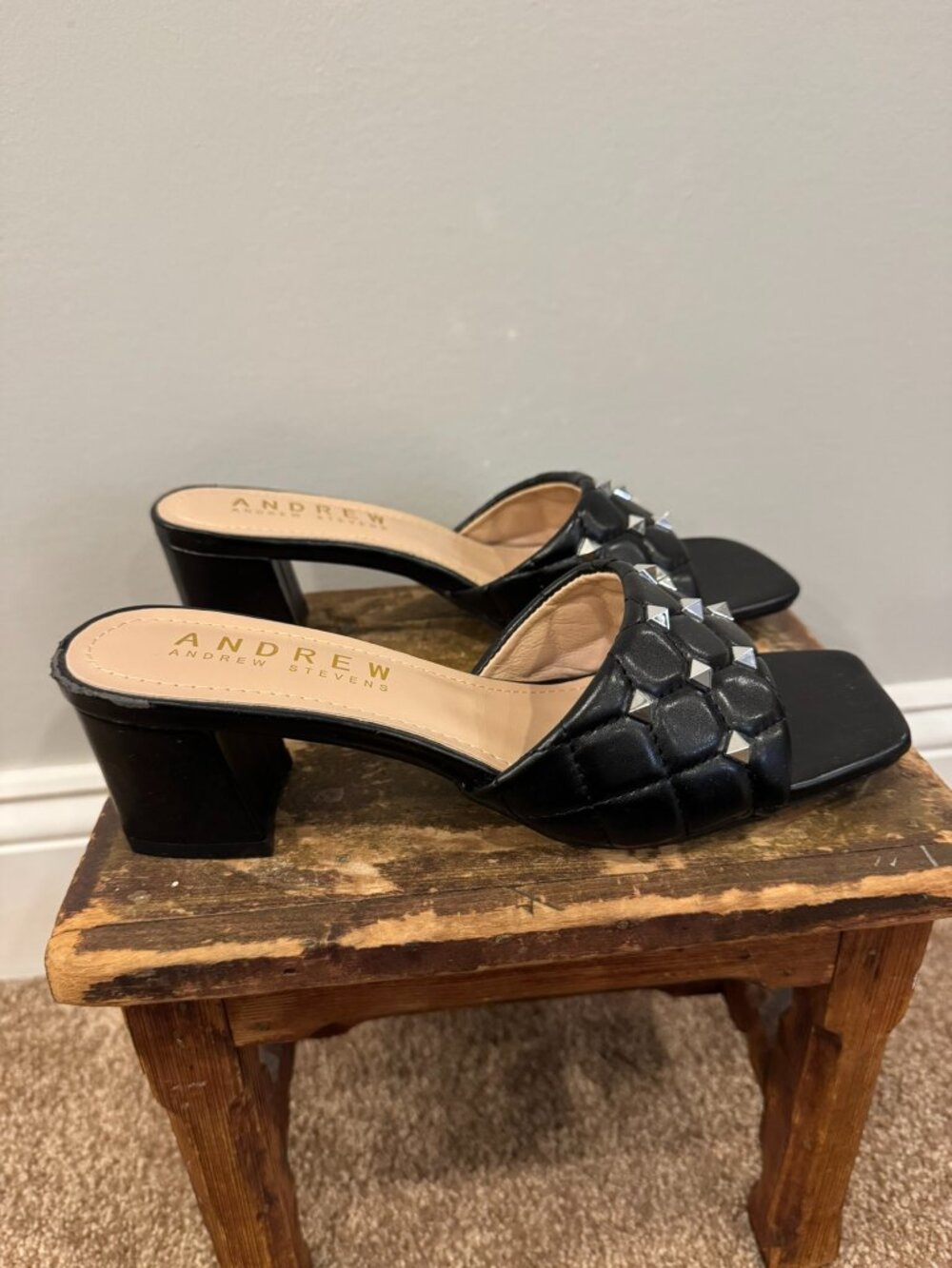 Andrew Stevens Black Quilted with Silver Studs Slides Heels - Women's 7 NWT